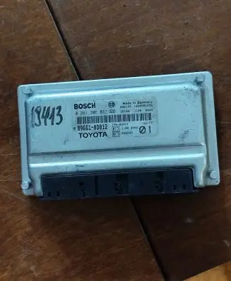 Toyota Yaris Engine control unit/module 896610D012 0261206882