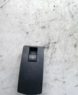 Opel Insignia A Electric window control switch 13222229