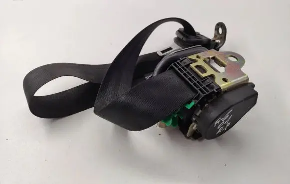 Audi A6 S6 C5 4B Front seatbelt