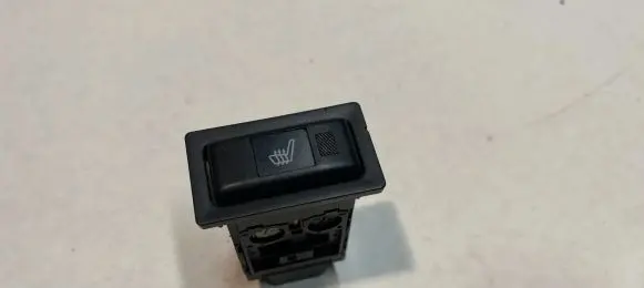 Lexus IS 200-300 Seat heating switch 153261