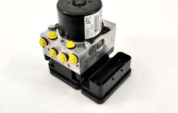Chevrolet Captiva ABS Pump 95112928 20946171 25021219754