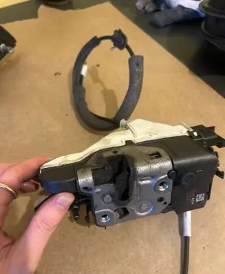 Peugeot Partner Front door lock A01852 3450N0129J4