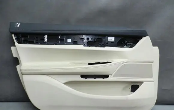 BMW 7 G11 G12 Front door card panel trim 7398882