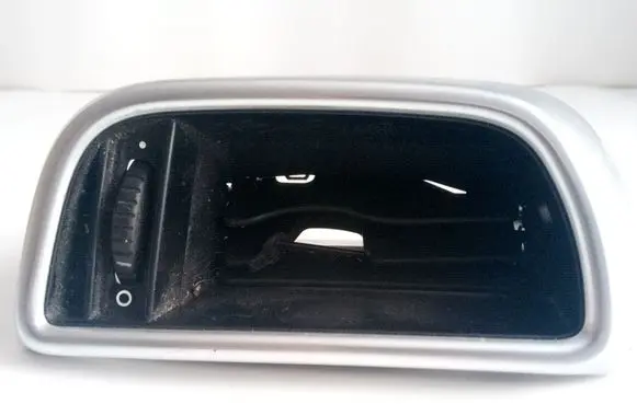 Porsche Cayenne (92A) Dashboard side air vent grill/cover trim 7P5819203