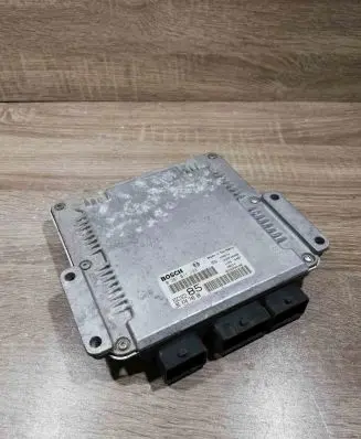 Peugeot 807 Engine control unit/module ECU 0281011133 9647474680