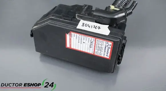 Honda Civic IX Fuse module TV2E010E0 TV2E010