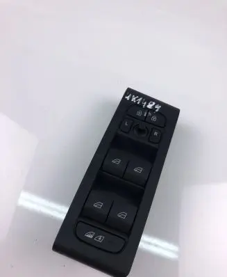 Volvo XC40 Electric window control switch 32279441