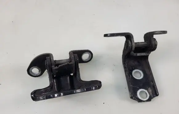 Toyota Auris 150 Rear door hinge set 