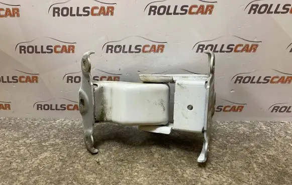 Opel Vivaro Loading door upper hinge 527428A 57854A