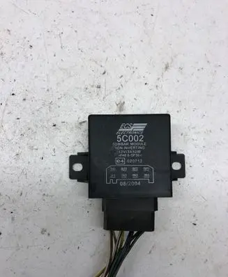 Volkswagen Golf Plus Tow bar relay 5C002 E4020712