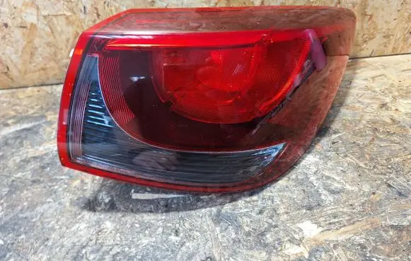 Mazda 2 Rear/tail lights