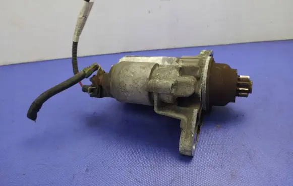 Volkswagen Fox Starter motor