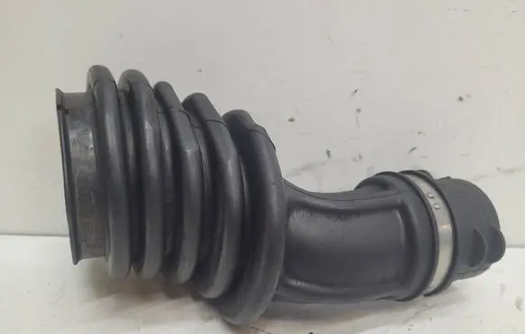 Volvo V50 Air intake hose/pipe 72100865