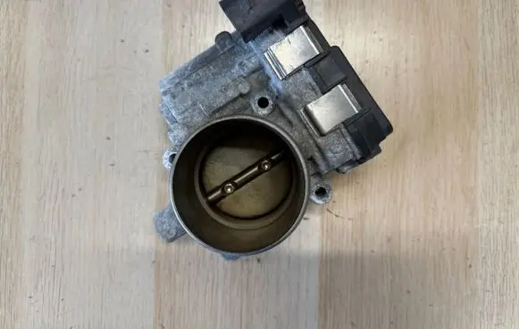 Audi A1 Throttle body valve 03F133062C