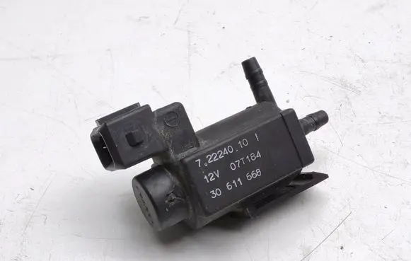 Volvo XC90 Turbo solenoid valve 30611668 72224010