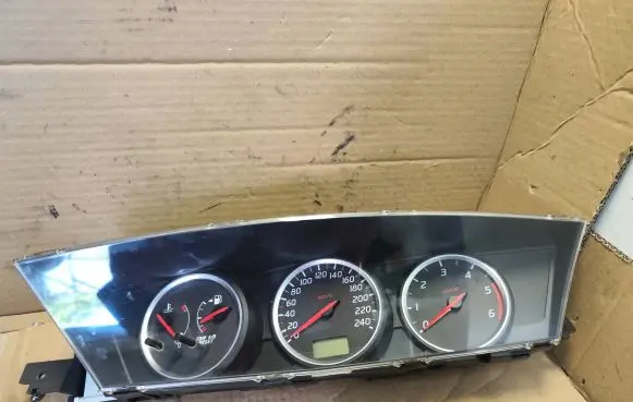 Nissan Primera Speedometer (instrument cluster) BV014