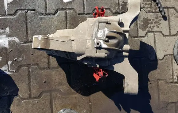 Volkswagen Touareg II Rear differential 4460310091