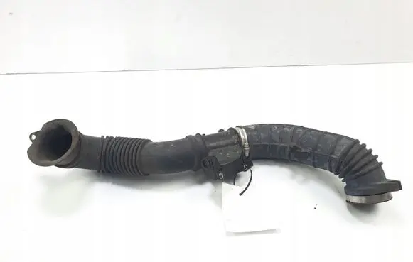 Suzuki SX4 S-Cross Air intake hose/pipe 13767-64R00