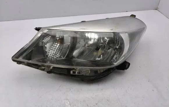 Toyota Yaris Headlight/headlamp