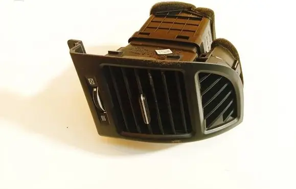 Hyundai Santa Fe Dash center air vent grill 974902b000