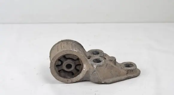Audi A4 S4 B7 8E 8H Rear axle beam mounts housing 8E0501521H