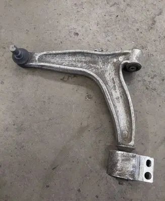 Opel Vectra C Front lower control arm/wishbone
