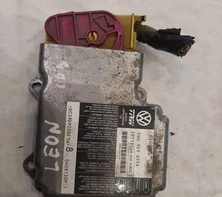 Seat Leon (1P) Airbag control unit/module 5N0959655A 391135