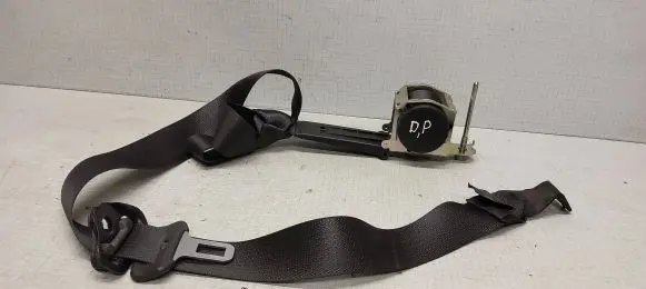 Opel Zafira B Front seatbelt 616626300 6072806 601851900
