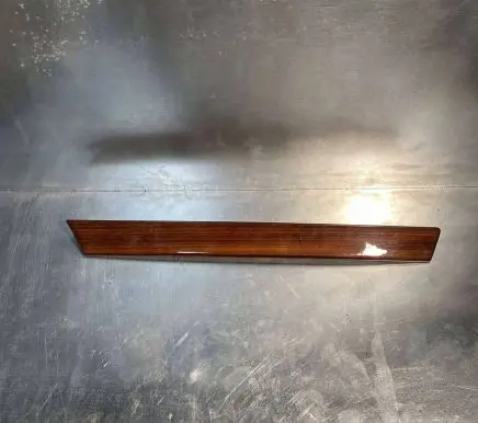 Mercedes-Benz E W124 Centre console side trim front 