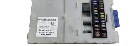 Volvo V70 Comfort/convenience module 7G9T14C256FA 30765624AE