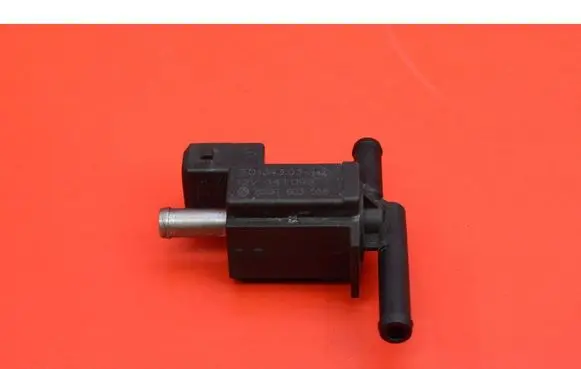 Nissan Qashqai Vacuum valve 8200603558