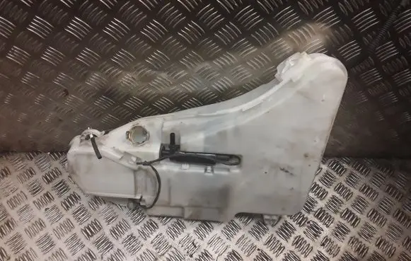 BMW 6 F12 F13 Windshield washer fluid reservoir/tank 7269663