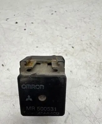 Mitsubishi Pajero Other relay Mr500531
