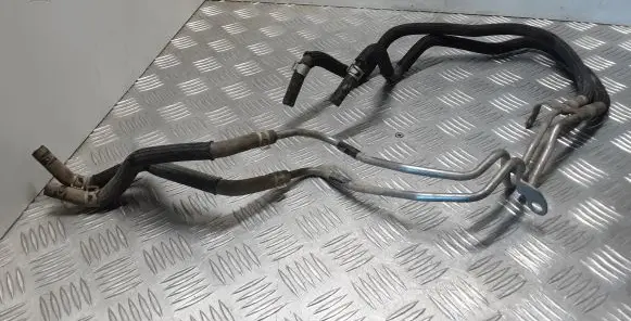Nissan Navara D23 Engine coolant pipe/hose