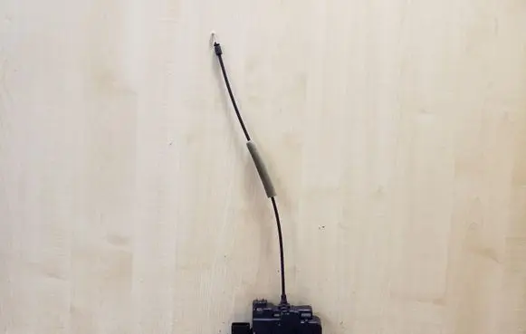 Opel Antara Front door lock