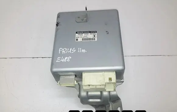 Toyota Prius (XW30) Power steering control unit/module 8965047270 1129002261