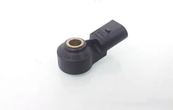 Audi A4 S4 B7 8E 8H Detonation knock sensor 030905377C 0261231146