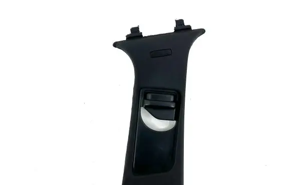Mercedes-Benz C W204 (B) pillar trim (top) A2046902426 A2048601030