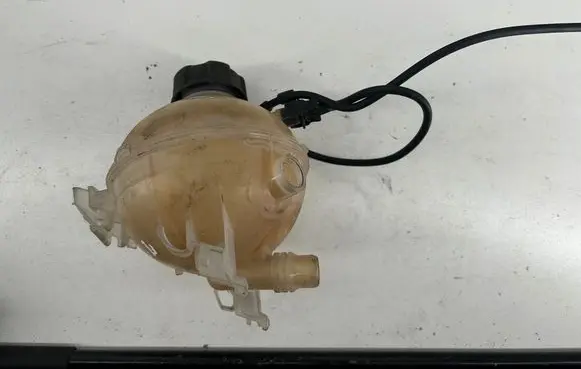 Citroen C4 II Picasso Coolant expansion tank/reservoir 9678514680 9678125880 9678125980