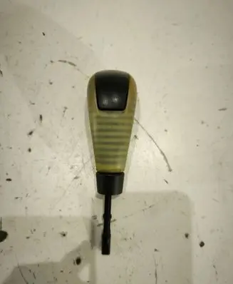 Volvo V50 Gear shifter/selector 