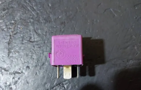 BMW 5 E39 Other relay 1388911 61361388911