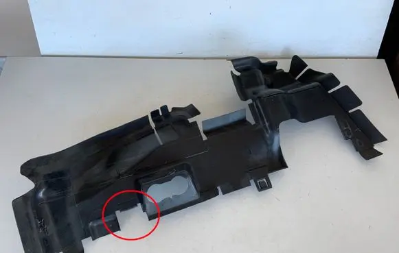 Audi Q5 SQ5 Intercooler air guide/duct channel 80A121283ED