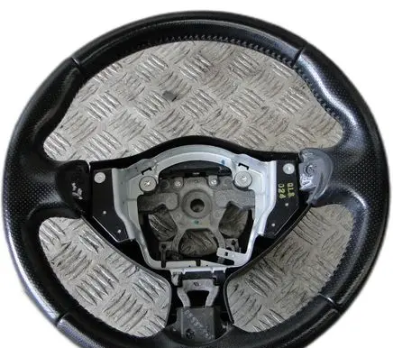 Nissan Juke I F15 Steering wheel 