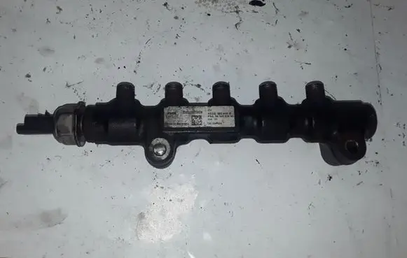 Citroen C4 Grand Picasso Fuel main line pipe 9654592680