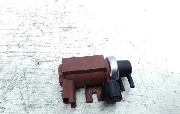 Ford Focus C-MAX Turbo solenoid valve 9650098380