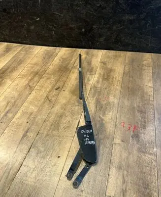 Mercedes-Benz ML W164 Front wiper blade arm A1648200640
