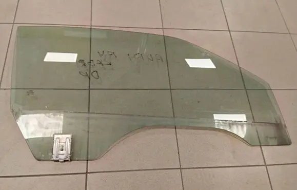 Audi A4 S4 B7 8E 8H Front door window/glass (coupe) 43R00082 DOT90AS2M40A A011404