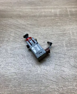 Opel Meriva A Brake pedal sensor switch 09185907 451010