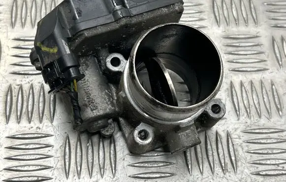 Hyundai i30 Throttle valve 351002A900 040329 5WY9174E