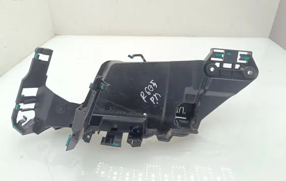 Polestar 2 Front door exterior handle/bracket 31675647